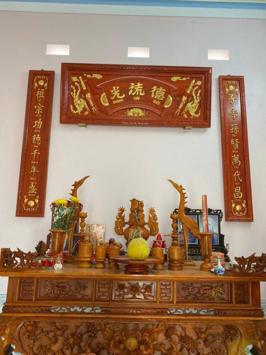 bộ hoành phi câu đối gỗ hương đá mạ vàng đẹp